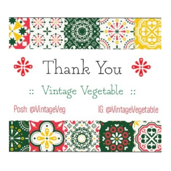 Meet Your Poshers, Gina and Keke! - Picture 3 of 11